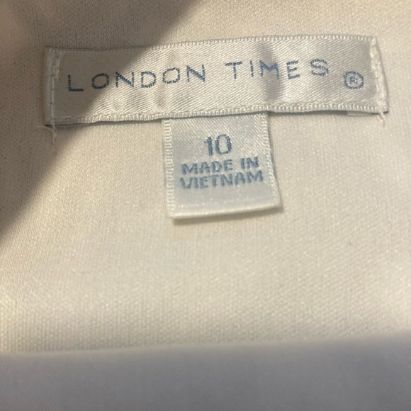 London Times Vibrant Bateau Neck Multi Print Sheath Dress - Picture 5 of 6